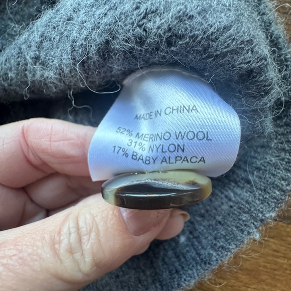 Quince Alpaca Wool Blend Cropped Cardigan Sweater M Medium Gray - Picture 16 of 16